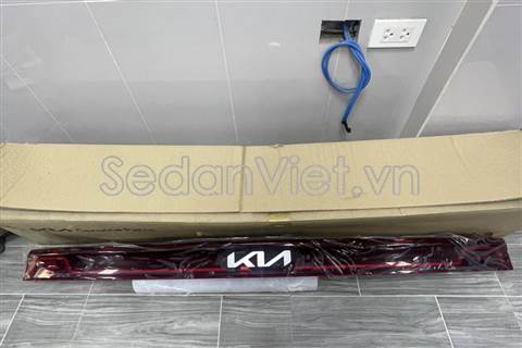 Đèn cốp hậu 92409R0100