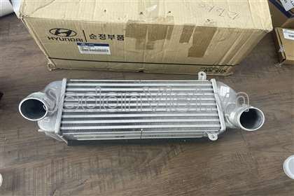 Két làm mát turbo 282712F050