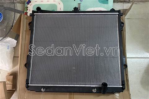 Két nước làm mát động cơ 1640051040