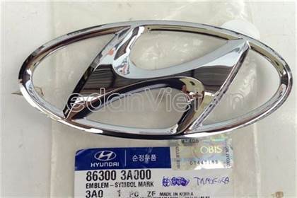 Biểu tượng Hyundai mặt ca lăng 863003A000