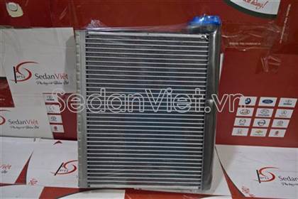 Giàn lạnh trong xe 80211SWAA03