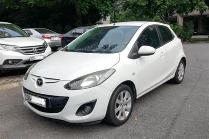 Mazda 2 2012