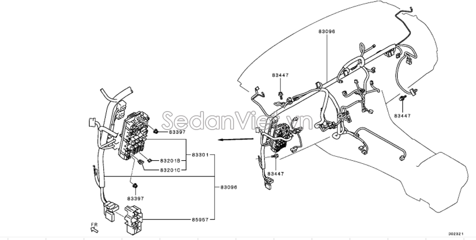 Hộp cầu chì trong xe 8565A452