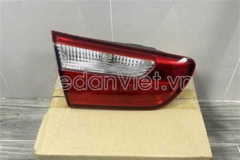 Đèn hậu không led 924031W000