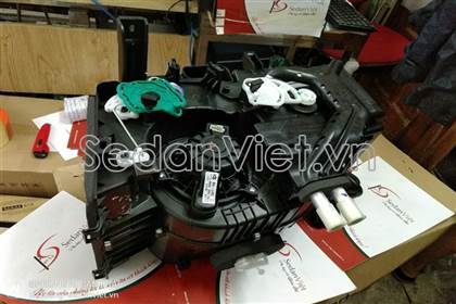 Hộp giàn lạnh trong xe 97205B4010