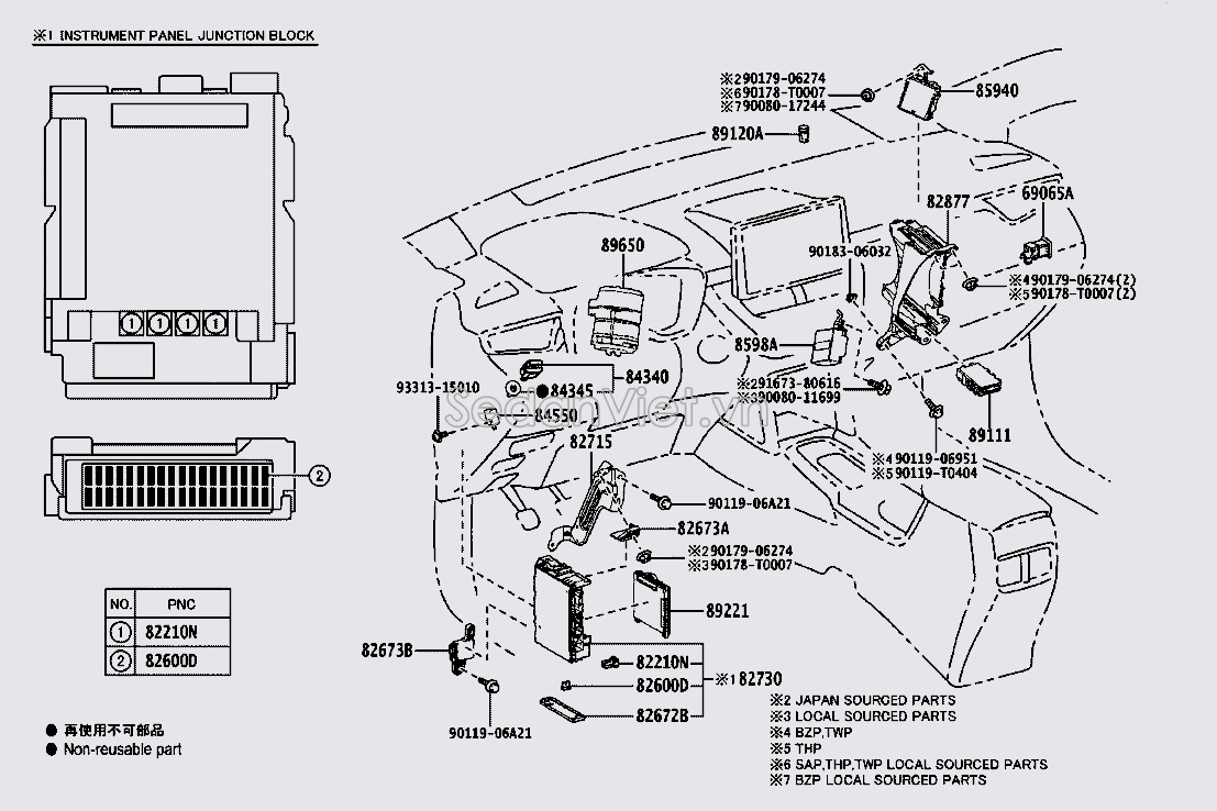 Hộp cầu chì trong xe 827300A070