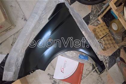 Tai xe có lỗ bắt xi nhan J96599353