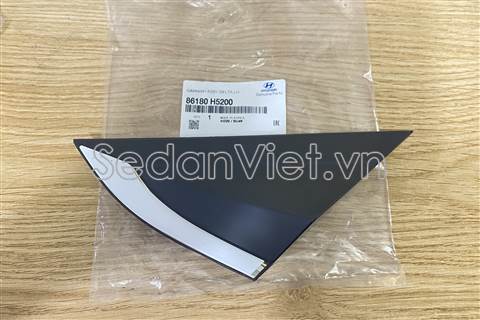 Ốp tam giác tai xe 86180H5200