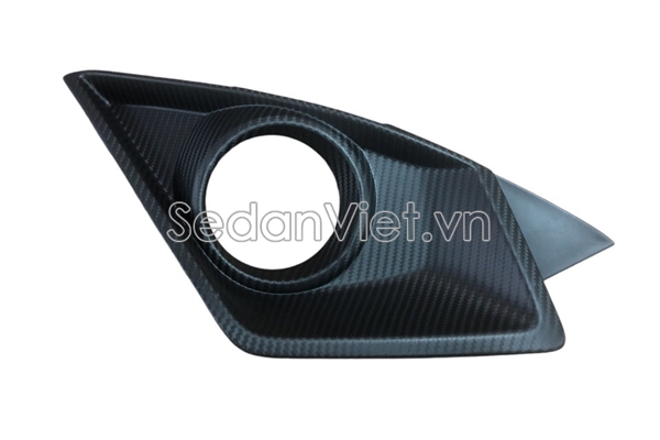 Ốp đèn gầm carbon Mitsubishi Xpander 2018-2020