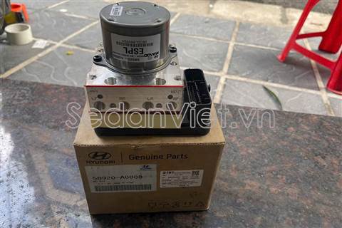 Hộp điều khiển ABS 58920A0800