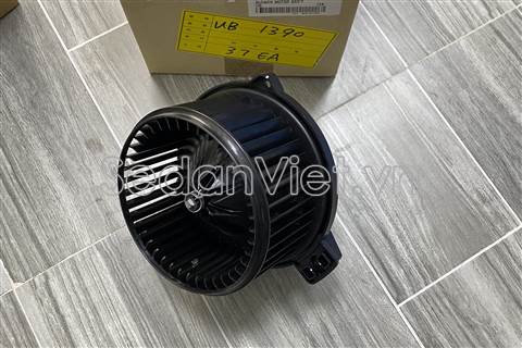 Quạt gió điều hòa trong xe 971111W100-01