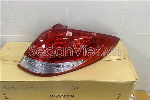 Đèn hậu 924022V110