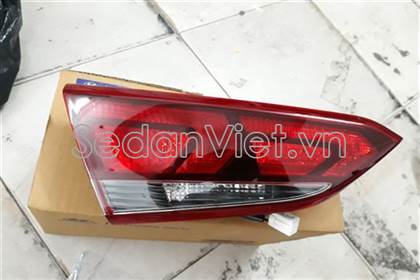 Đèn hậu không led 92403H6000